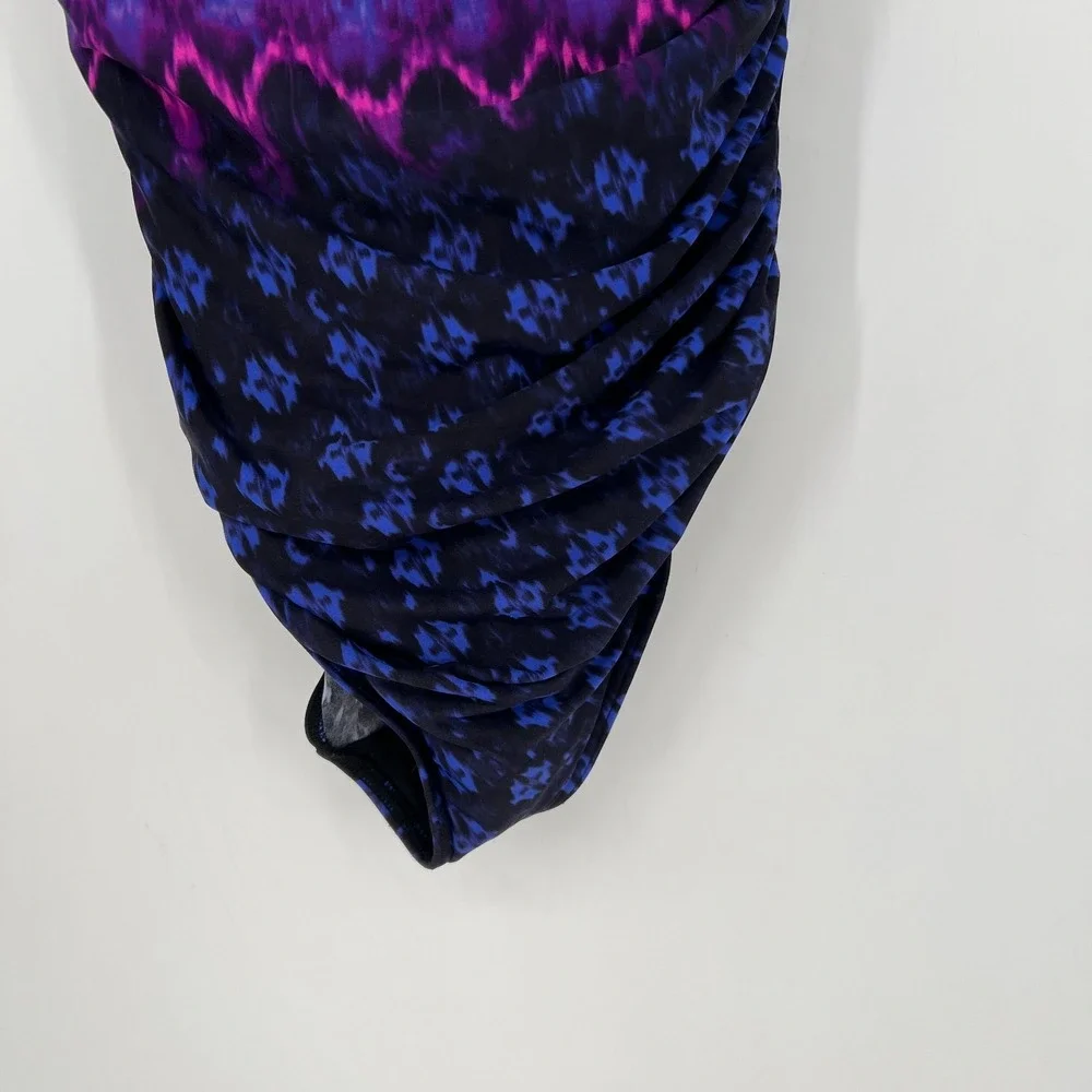 Miraclesuit Swimsuit Womesn 14 One Piece Tribal Bella Alba Escape